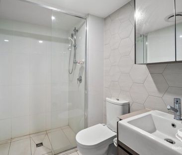 Spacious 1 Bedroom Apartment â Luxury Living in the Heart of Indo... - Photo 6