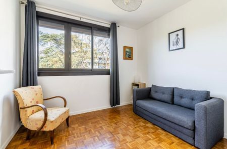 Location Appartement 3 pièces 72m² MARSEILLE 9ème - Photo 3