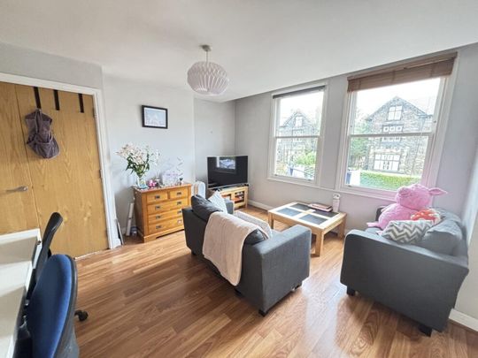 36 Flat 3 Cardigan Road, Leeds, LS6 3AG - Photo 1