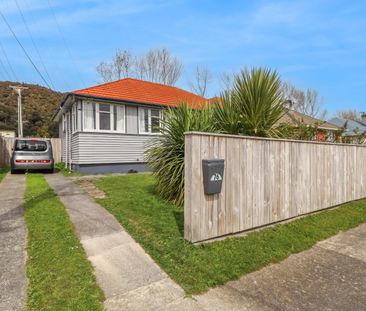 2 Bedroom in Naenae - Photo 1