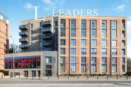 2 bedroom apartment to rent Marketfield Way, Redhill, Surrey, RH1 - Photo 5