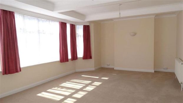 4 bedroom house to rent - Photo 1