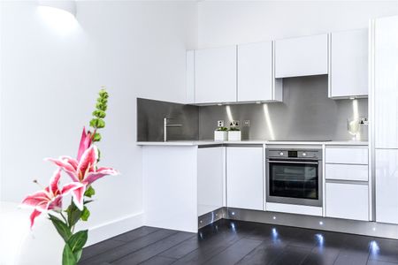 1 bedroom Flat in Kings Road, Reading - Photo 4