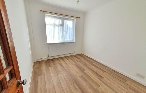 2 bedroom bungalow to rent - Photo 1