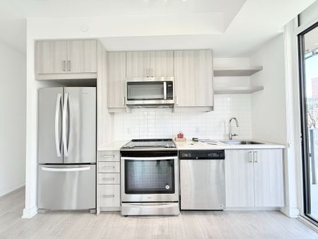 For Lease - 50 Wellesley Street Unit# 608, Toronto, Ontario - Photo 4