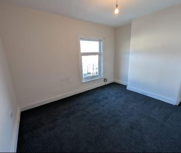 2 Bed Terraced House, Brairdale Road, CH42 - Photo 5