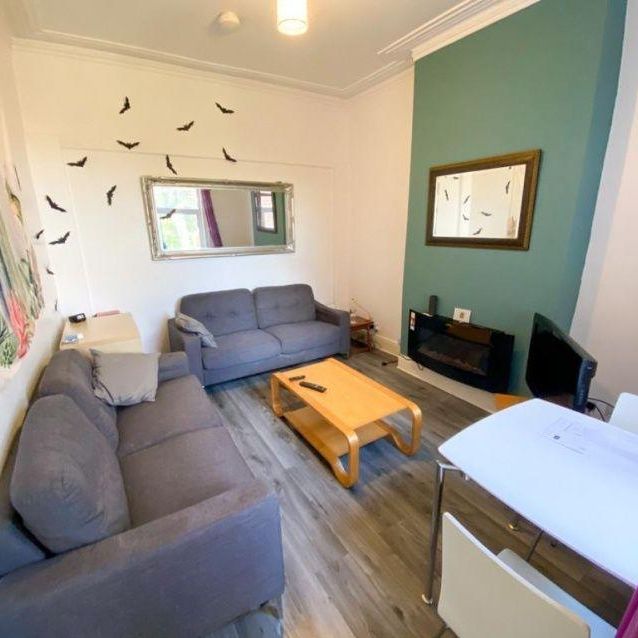 6 bedroom house share to rent - Photo 1