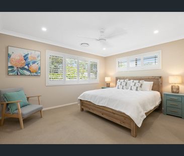 "Treetops" - 2 bed + BONUS room, securely gated complex with pool, ... - Photo 6