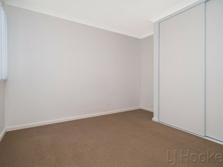 Charming Family Home - Photo 5