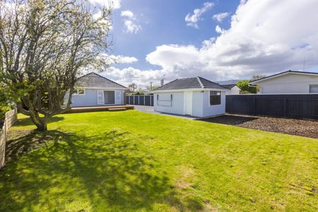 16 Thackeray Street, Trentham, Upper Hutt - Photo 5