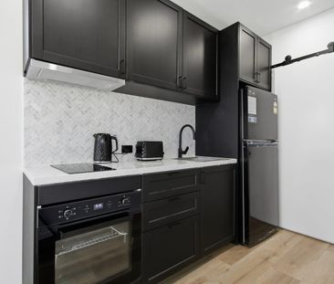 Contemporary Furnished One-Bedroom, One-Bath Home - Photo 6