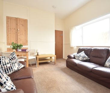 5 bedroom terraced house to rent - Photo 1