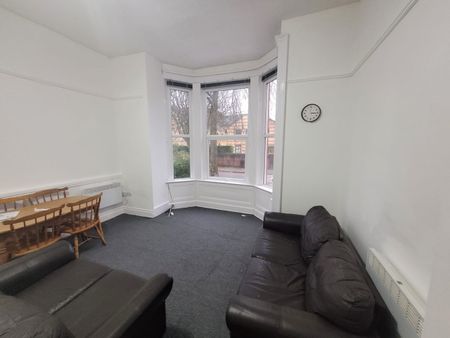 1 Bed Flat, Mayfield Road, M16 - Photo 5