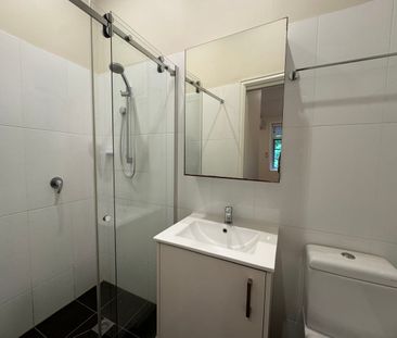 Renovated Federation 4 Bed w/ Built ins, Sunroom/Study, 2.5 Bath, G... - Photo 3