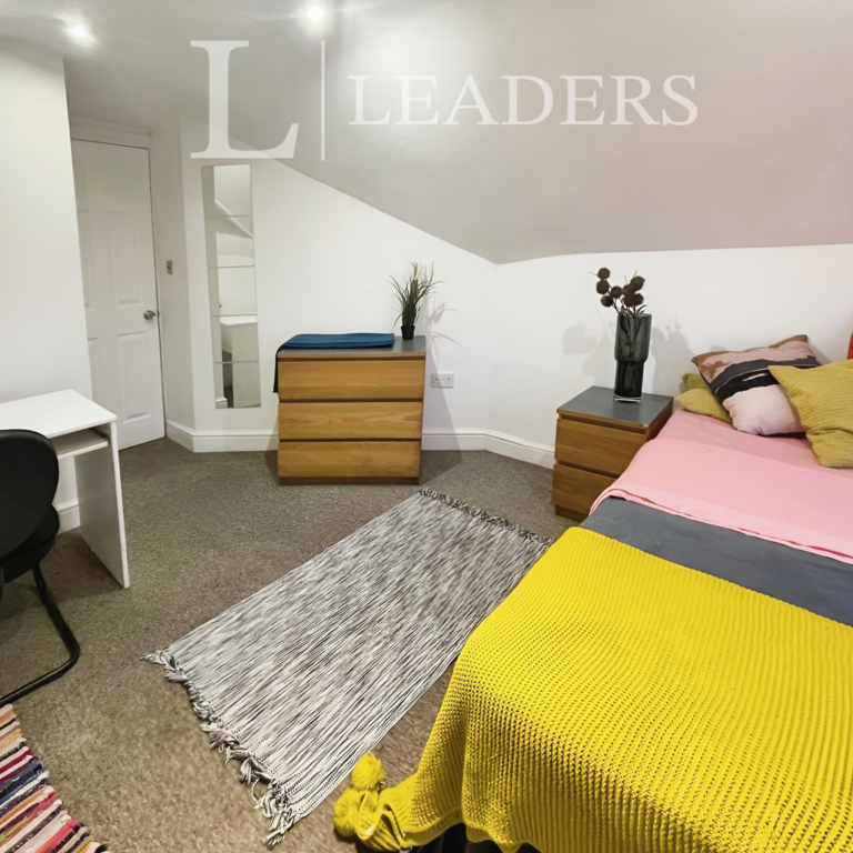 6 bedroom house share to rent - Photo 1