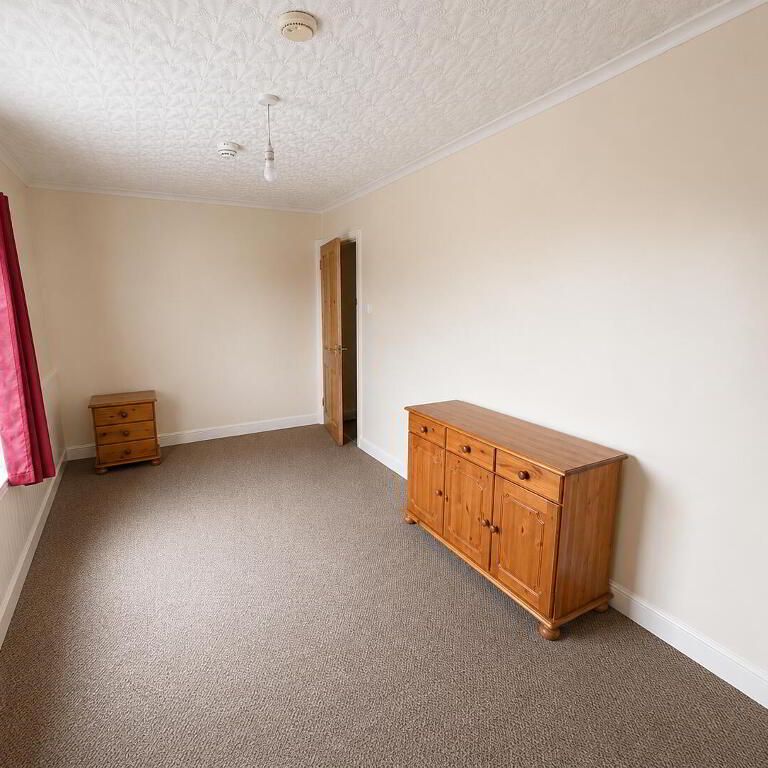 Room 1, 9 Ivy Hill, Derriaghy, Lisburn, BT28 3SL - Photo 1