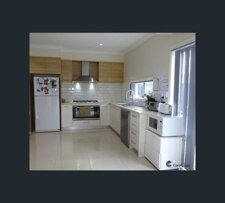 67 Ginger Crescent, Mickleham, Vic 3064 - Photo 3