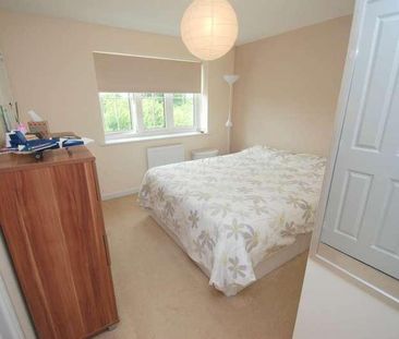 Honeysuckle Close, Norwich, NR4 - Photo 2