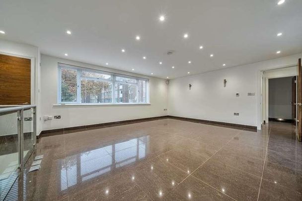 Haddo Street, Greenwich, SE10 - Photo 1