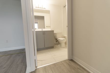 For Lease - 55 Smooth Rose Court Unit# 1506, Toronto, Ontario - Photo 5