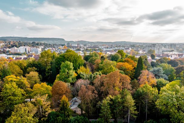 Charmante 3 Zimmer Wohnung mit Loggia in Heilbronn mit schönem Ausblick wartet auf Sie! - Photo 1