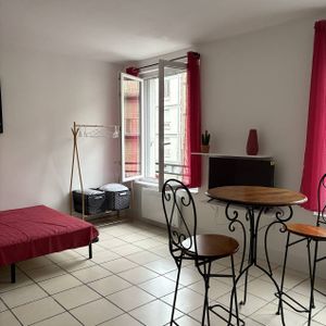 Location appartement F1 meublé au coeur du centre ville du HAVRE - Photo 2