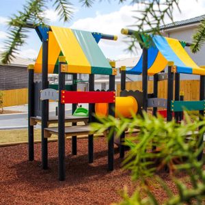 FOR RENT - MODERN 3-BEDROOM TOWNHOUSE - Photo 2