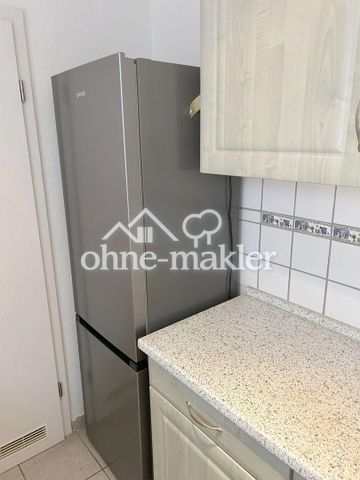 Sehr schöne, helle 3,5 Zi- Wohnung mit EBK, Balkon und Carport in Bad Wimpfen - Photo 5