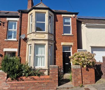 3 bedroom end of terrace house to rent - Photo 2