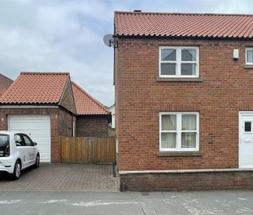 2 bedroom semi-detached house to rent - Photo 4
