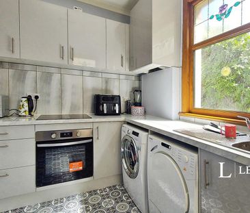 2 bedroom house to rent Fairfax Drive, Westcliff-on-Sea, SS0 - Photo 4