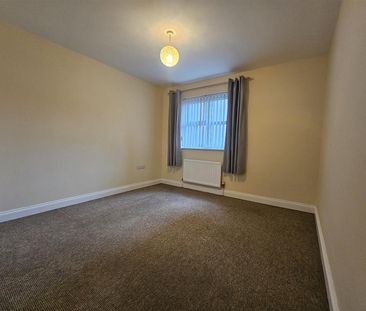 44 Glasgow Street, Shore Road, - Photo 2