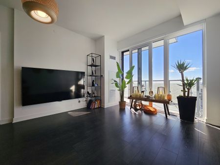 For Lease - 105 Oneida Crescent Unit# 2611, Richmond Hill, Ontario - Photo 2