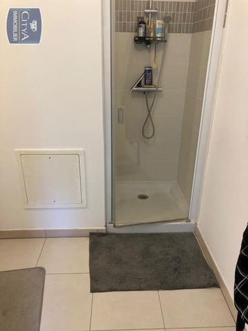 Location Appartement 2 pièces 45m² BORDEAUX 33200 - Photo 3