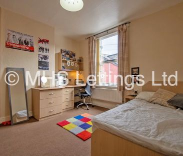 4 Bedroom Mid Terraced House for rent in Royal Park Road - Photo 6