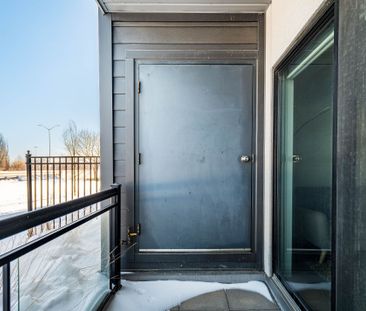 For Lease - 3170 Erin Mills Parkway Unit# 131, Mississauga, Ontario - Photo 2