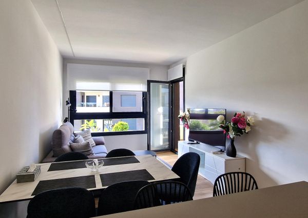 Luxurious Apartment for Short Term Rental in Villamartin