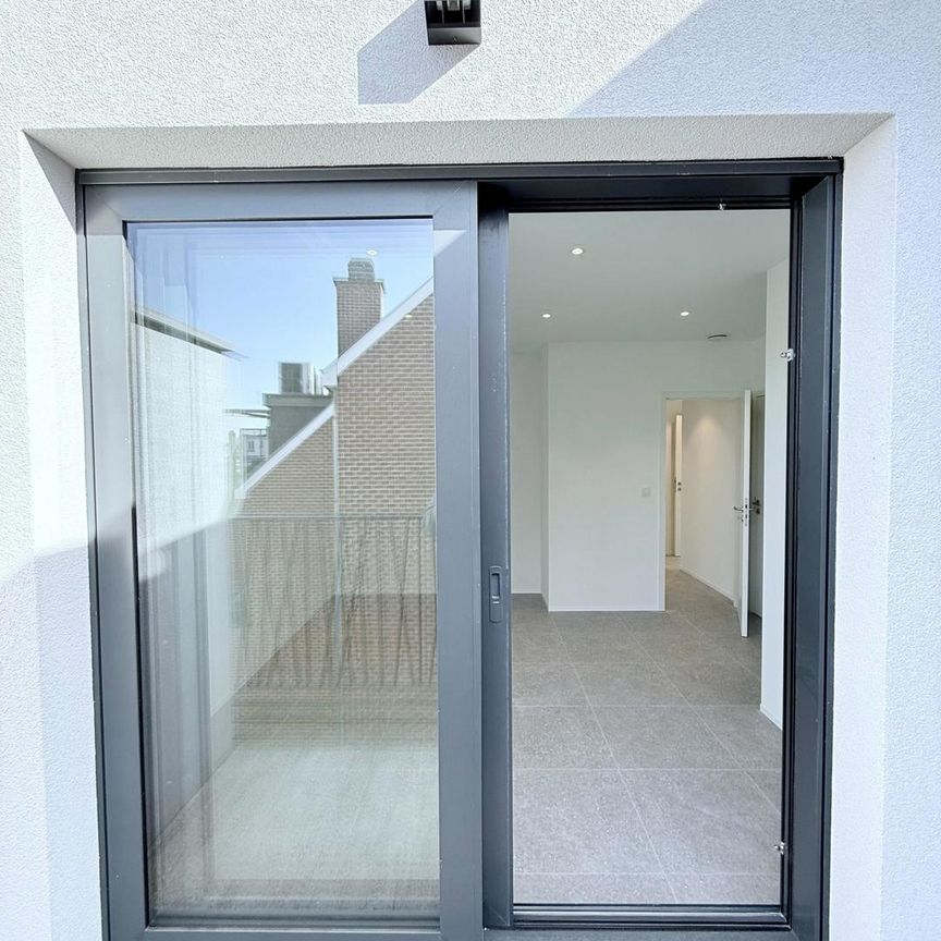 Appartement te huur - Photo 1