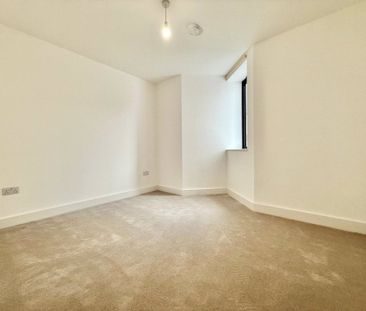 Harmony, 5 Burnaby Road, Bournemouth, Dorset, BH4 - Photo 4