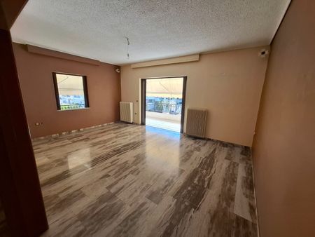 Διαμέρισμα για ενοικίαση Πεύκα Βέρδη (Πετρούπολη) - Photo 2