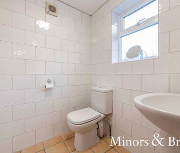 1 bedroom in a house share to rent - Photo 4