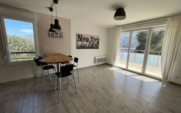 Appartement à louer 2 pièces • Carros - Photo 1