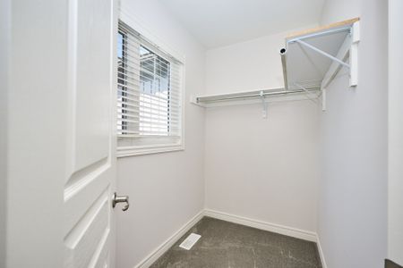 For Lease - 289 SILVERWOOD Avenue, Welland, Ontario - Photo 3