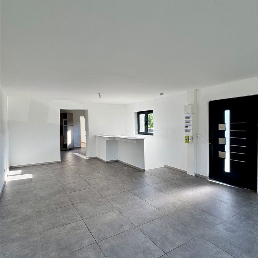 Location Appartement 5 pièces 150m² - Photo 1