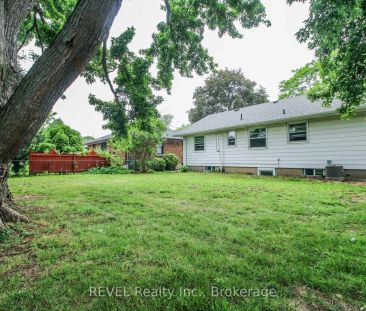 3 WHITEOAK DRIVE - Photo 6