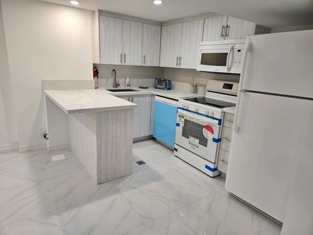 For Lease - 11 Kenton Drive, Toronto, Ontario - Photo 2