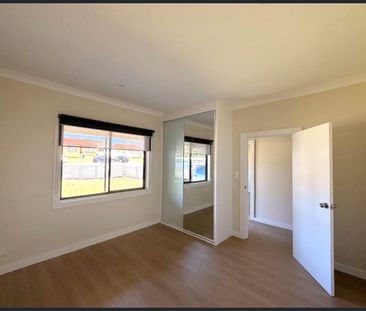 Renovated 4 Bedroom Home - Photo 3