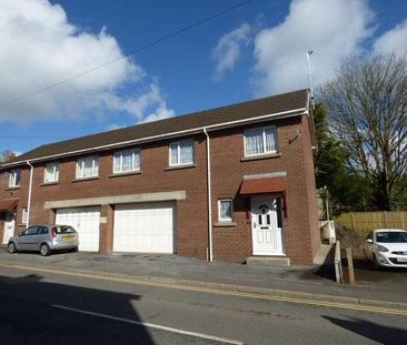 Old Oak Lane, Carmarthen, Carmarthenshire, SA31 - Photo 1