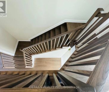 170 ANGELONIA CRESCENT - Photo 6