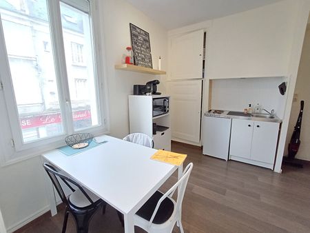 Location Appartement 1 pièce 26m² TOURS 37000 - Photo 4